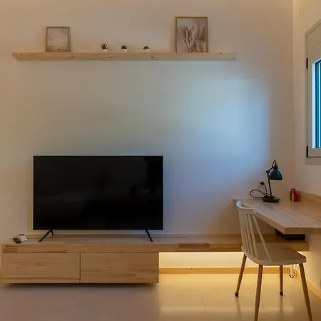 Daire Mezzanine - Designer Loft Near Corfu Town *