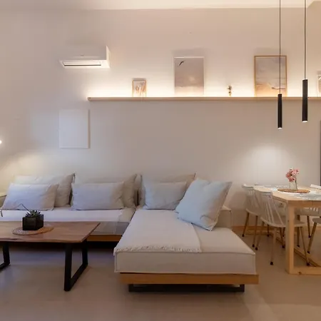 Mezzanine - Designer Loft Near Corfu Town Daire *